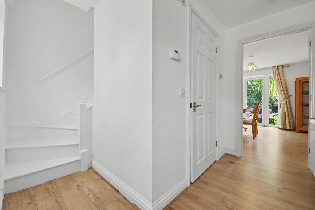 House in Southampton - View 5