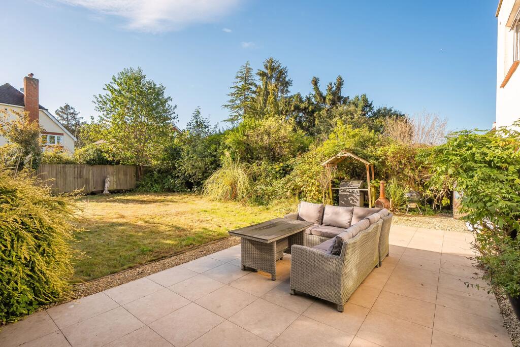 Links Road, Ashtead, KT21 photo 4