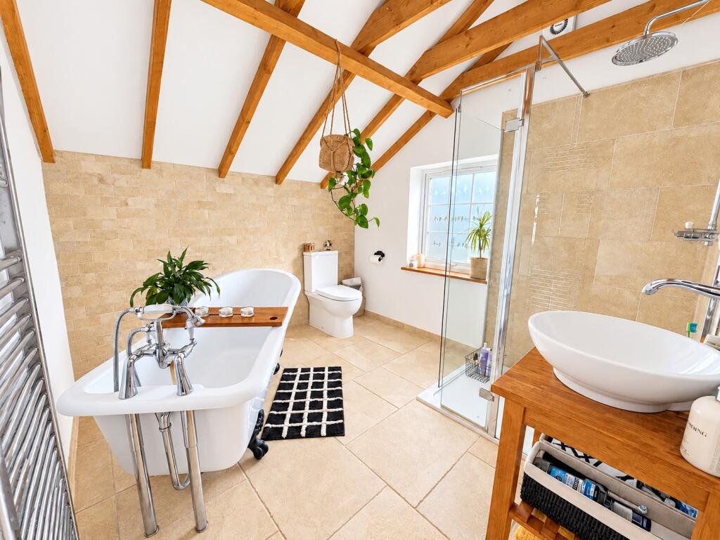 House in North Kesteven, Dunston - More