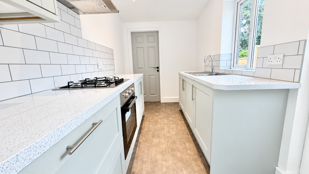 Mountfield Road, Edgeley photo 2