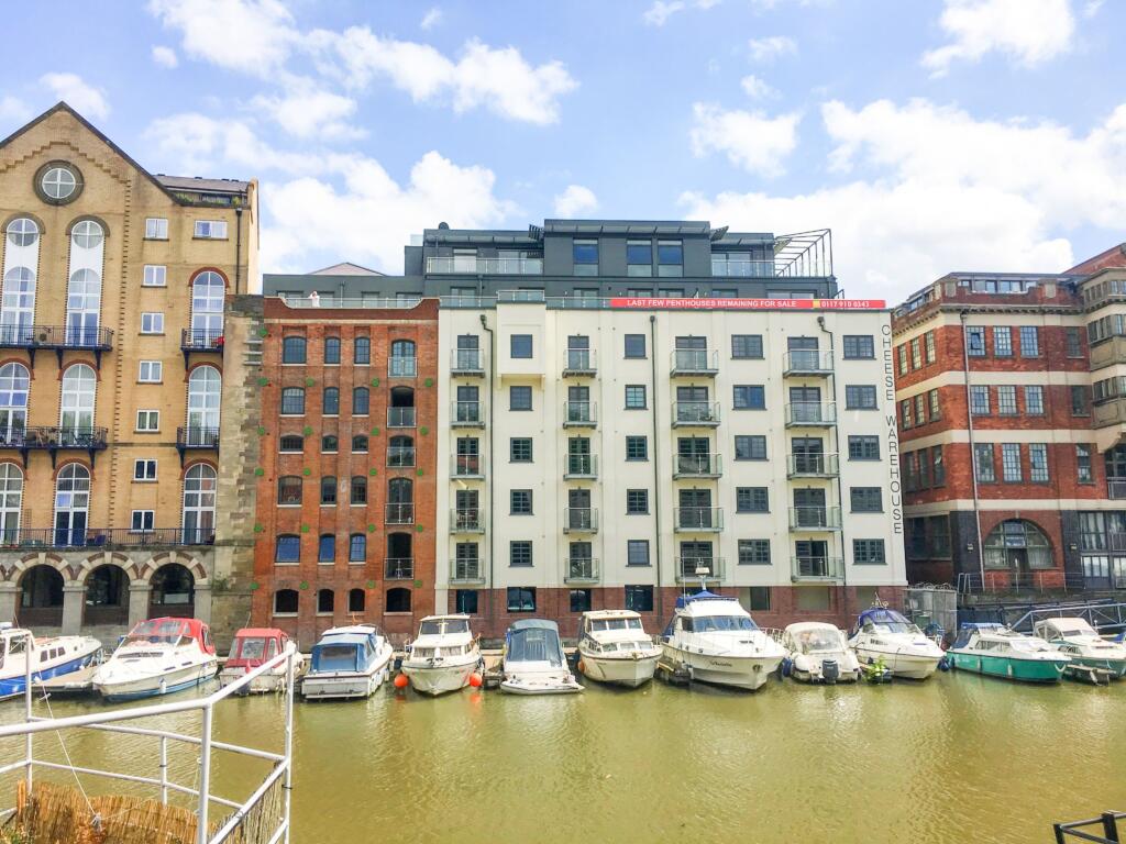 Main image of property: Huller & Cheese, Redcliff Backs, Bristol