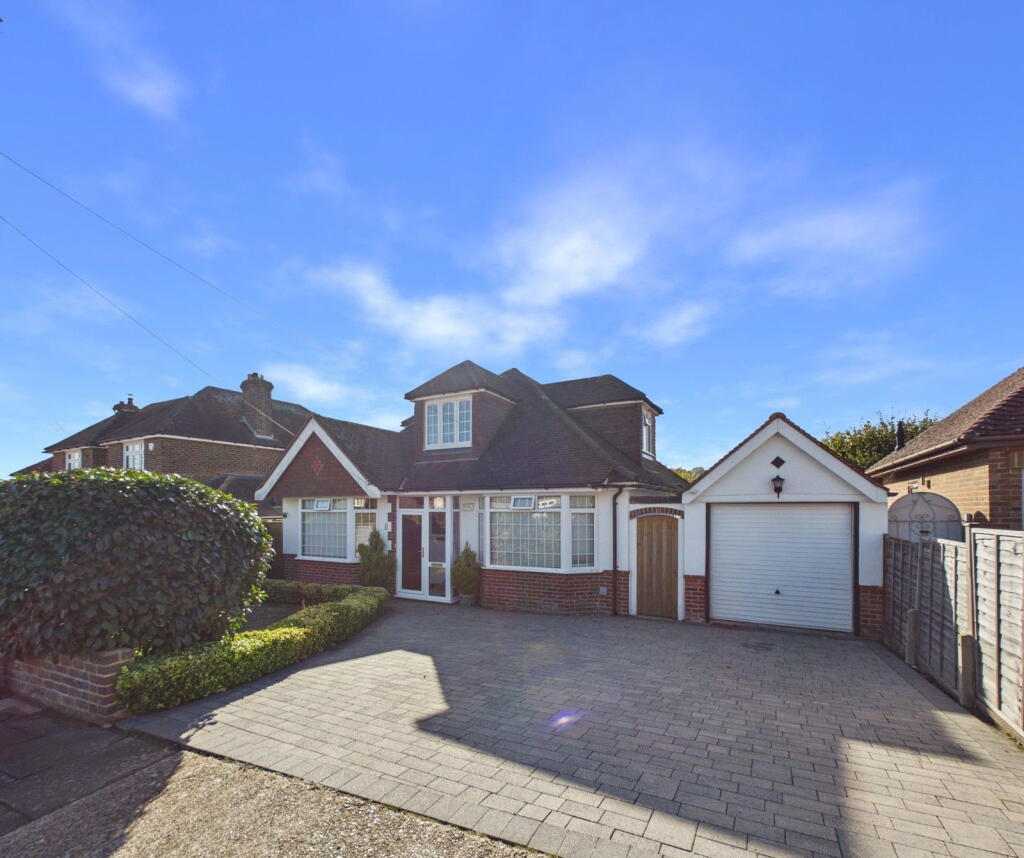 Main image of property: Cissbury Gardens, Findon Valley, Worthing BN14 0DZ