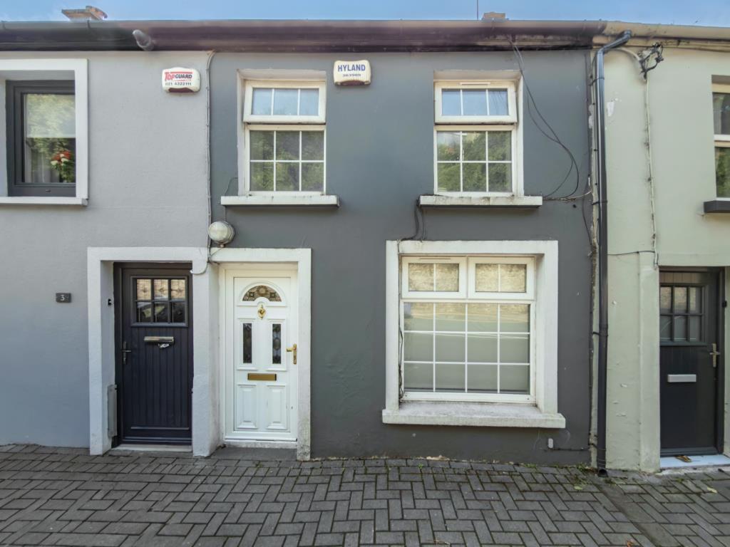 Main image of property: 4 Barry's Terrace, Glanmire, Cork, T45 TY72