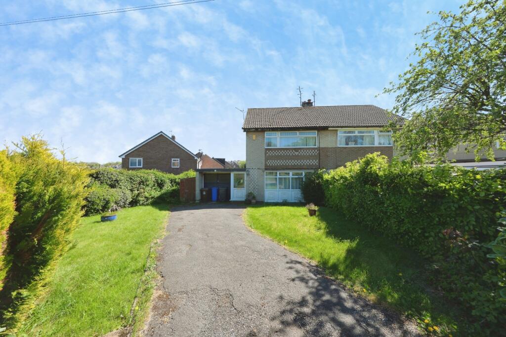 Main image of property: Rosamond Avenue, Sheffield, South Yorkshire, S17