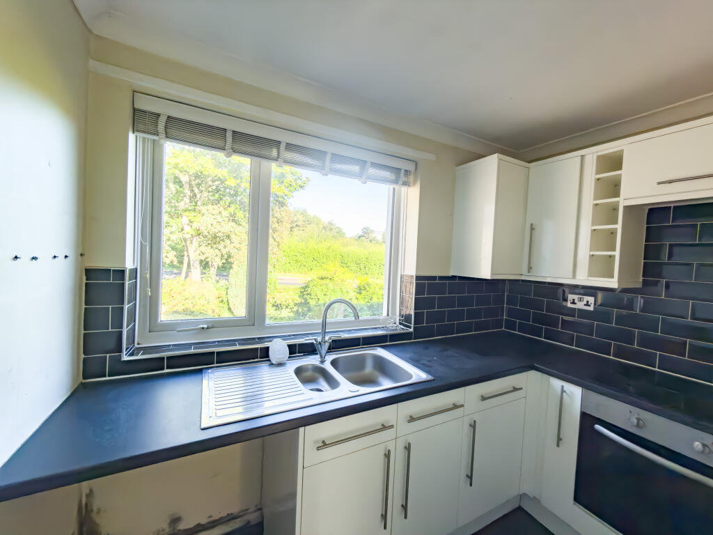 Apartment in Newcastle upon Tyne - View 4