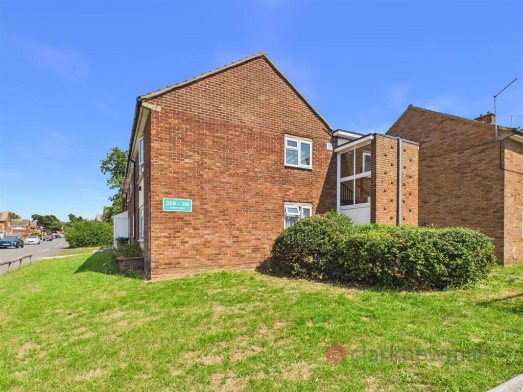 Main image of property: Fullers Mead, Harlow, CM17