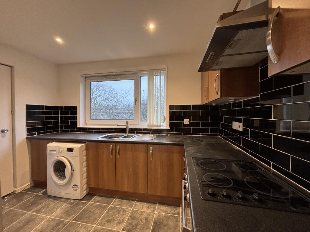 Apartment in Cumbernauld, Greenfaulds - View 4