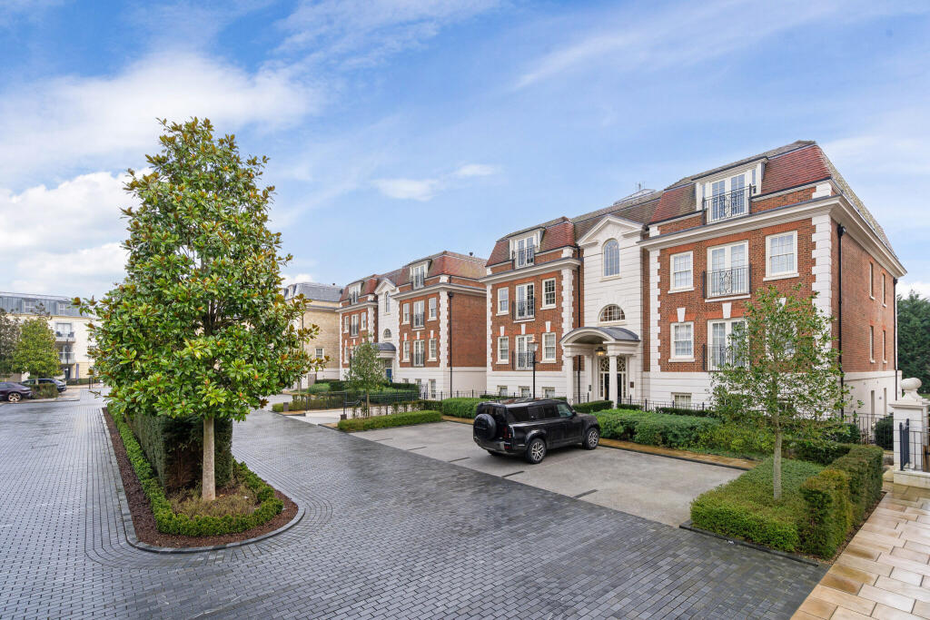 Main image of property: Magna Carta Park, The Huntingfield, Egham, TW20