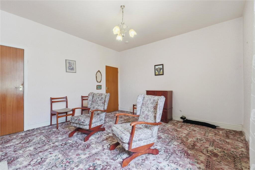 House in Pendle, Lidgett, Colne - More