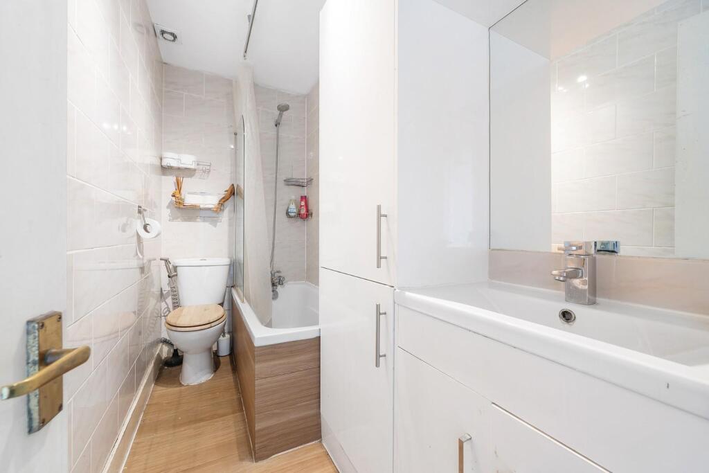 Apartment in London, Myatt's Fields, Loughborough Junction - More