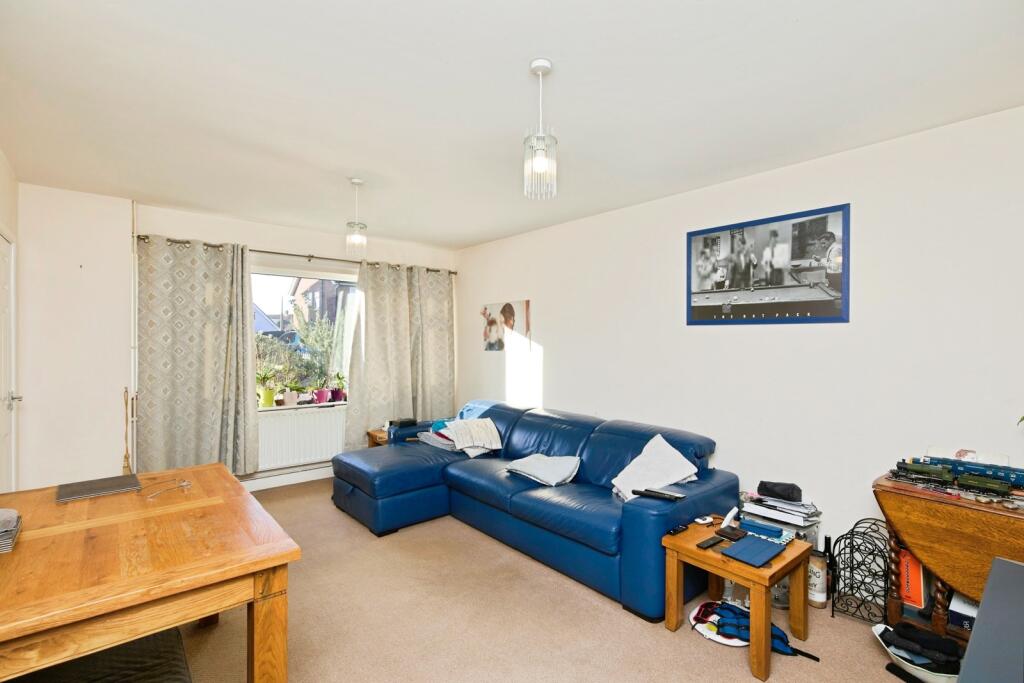 Trowell Grove, Long Eaton, Nottingham, Derbyshire, NG10 photo 4
