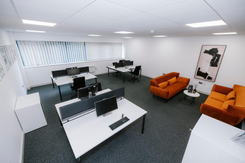500 sqft office