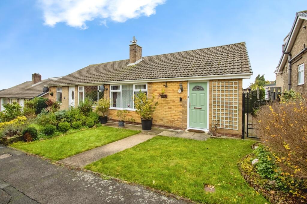 Main image of property: Ryedale Way, Tingley, Wakefield, West Yorkshire, WF3