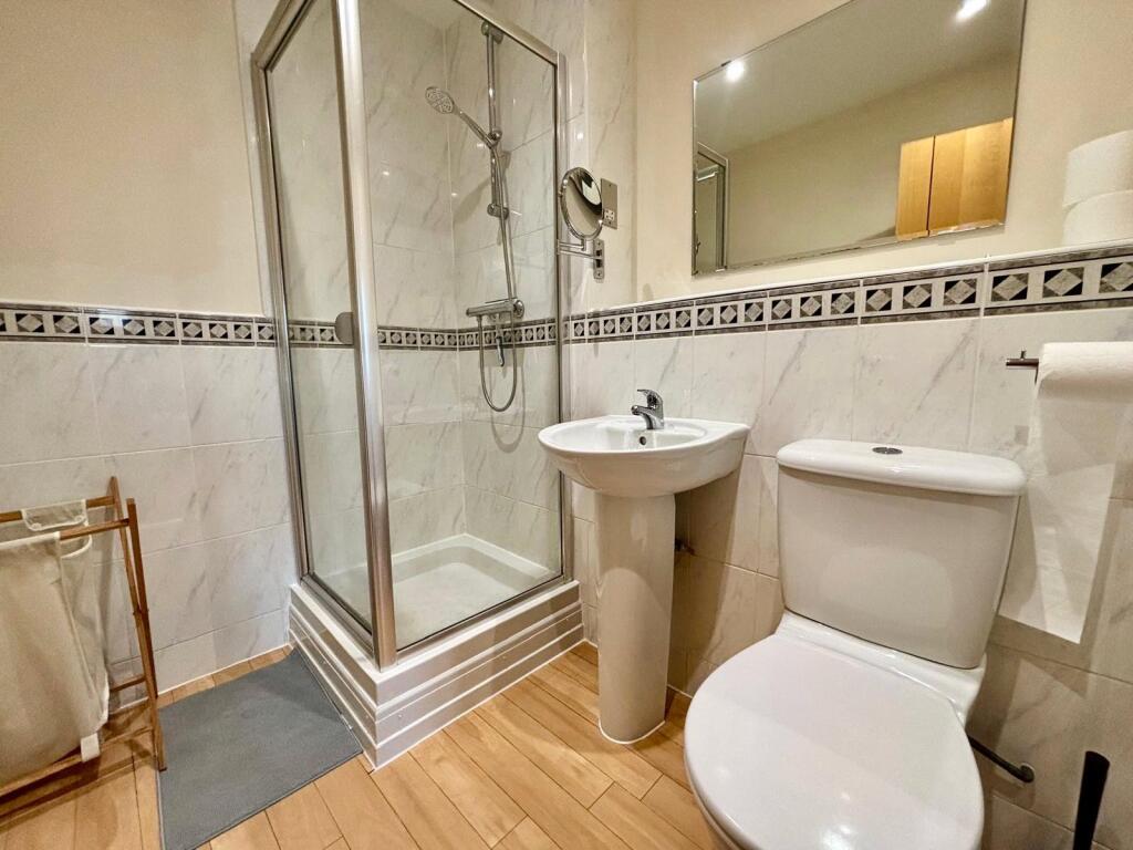 Apartment in Birmingham, West Midlands - More