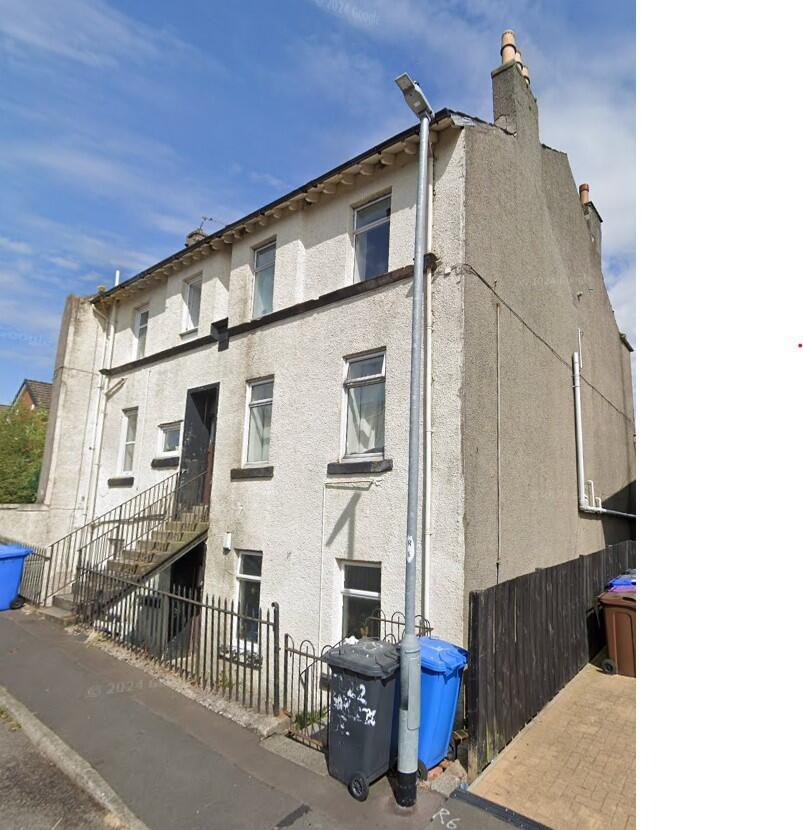 2-bed flat on Garnock Street, Dalry, KA24, £24,000