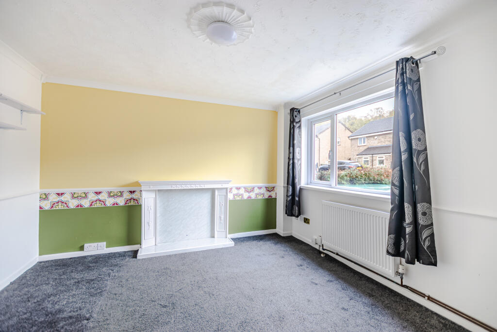 Hazel Avenue, Whinmoor, Leeds, LS14 photo 2