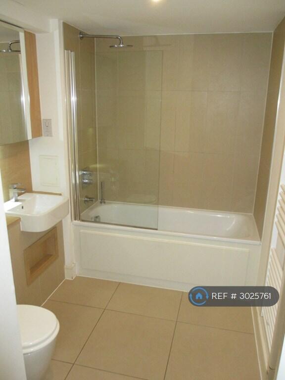 Apartment in London - View 3