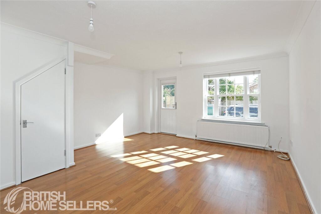 House in Mole Valley, Seaman's Green, Capel - View 4
