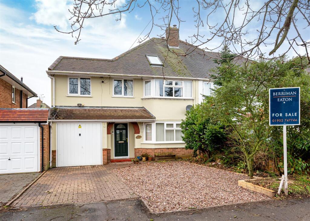5-bed semi-detached on 77 Station Road, Albrighton, Wolverhampton, WV7 3DP, £379,950