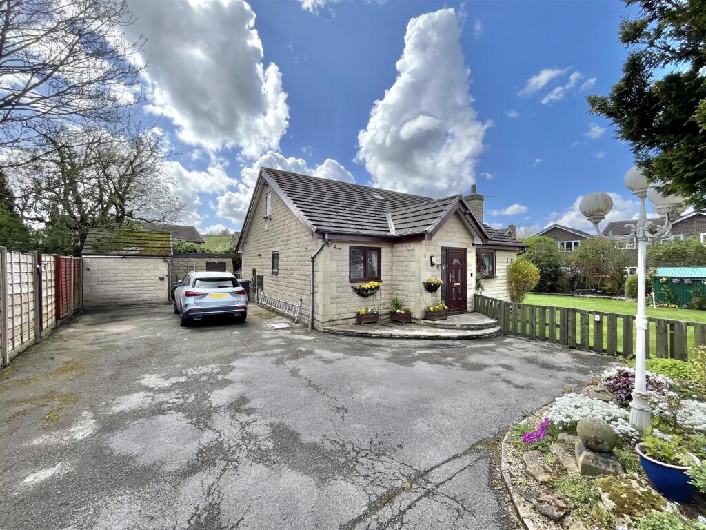 Main image of property: Thomas Street, Glossop