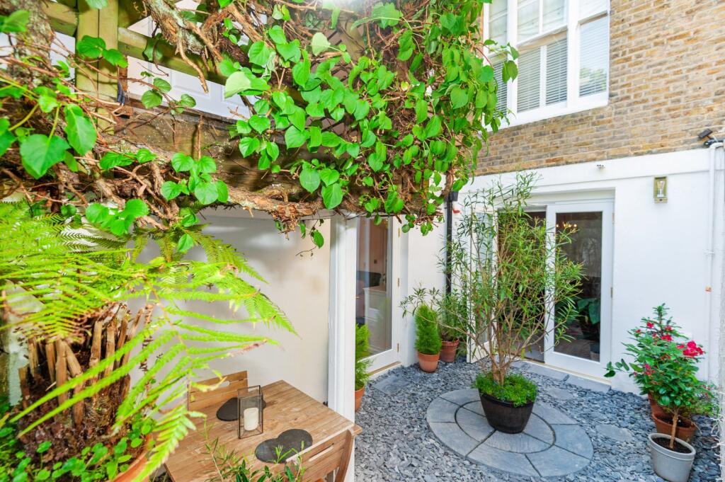 Main image of property: Richmond Hill, 
Richmond, TW10