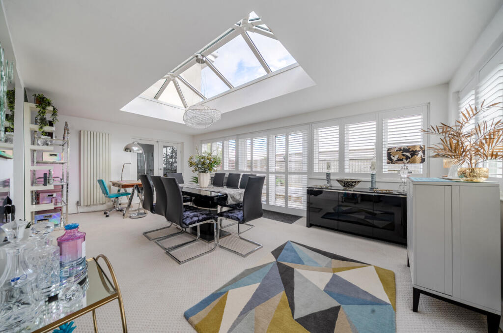 House in Portsmouth - View 4