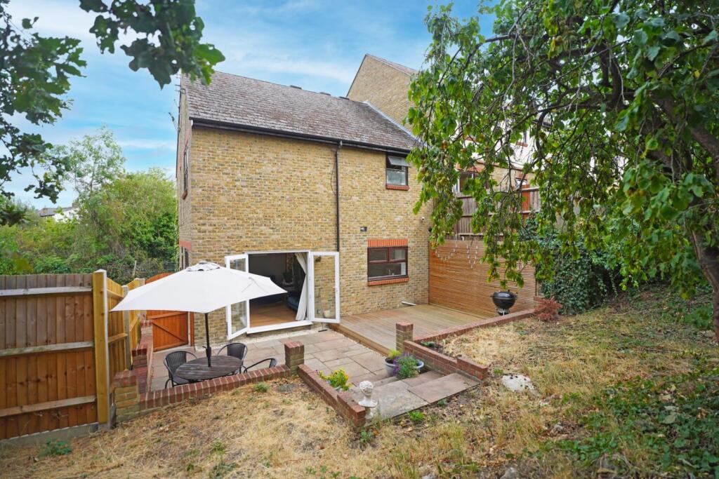 Apartment in London - View 4