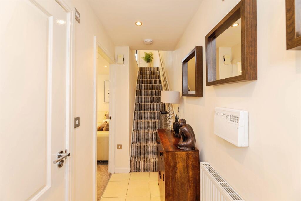House in Bradford, West Yorkshire - View 2