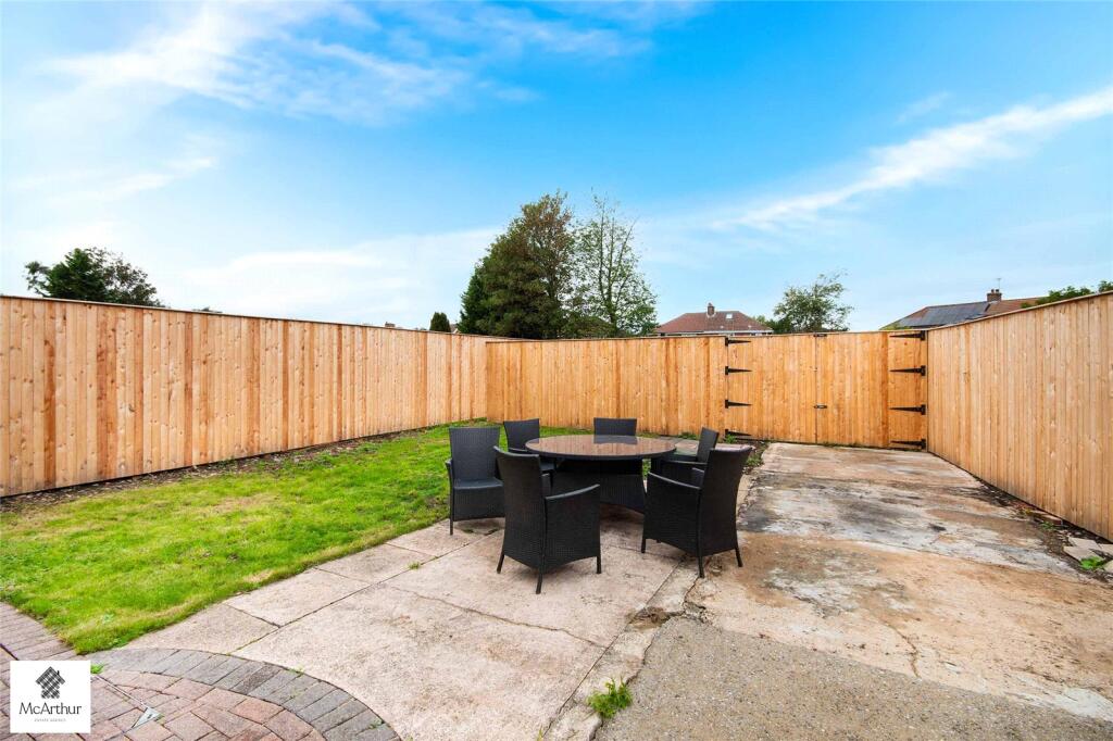Droversdale Road, Harworth & Bircotes, Doncaster, South Yorkshire, DN11 photo 2