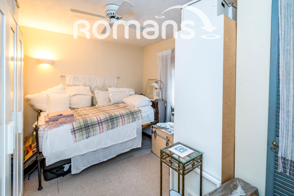 Apartment in Winchester, Hampshire - View 5