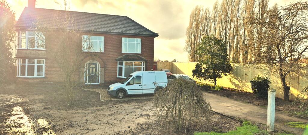 Main image of property: Bridge Road, Long Sutton, SPALDING