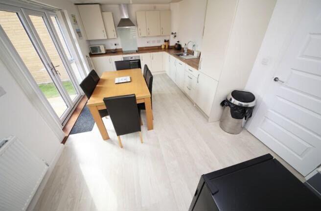 House in Thurrock, Essex - View 4