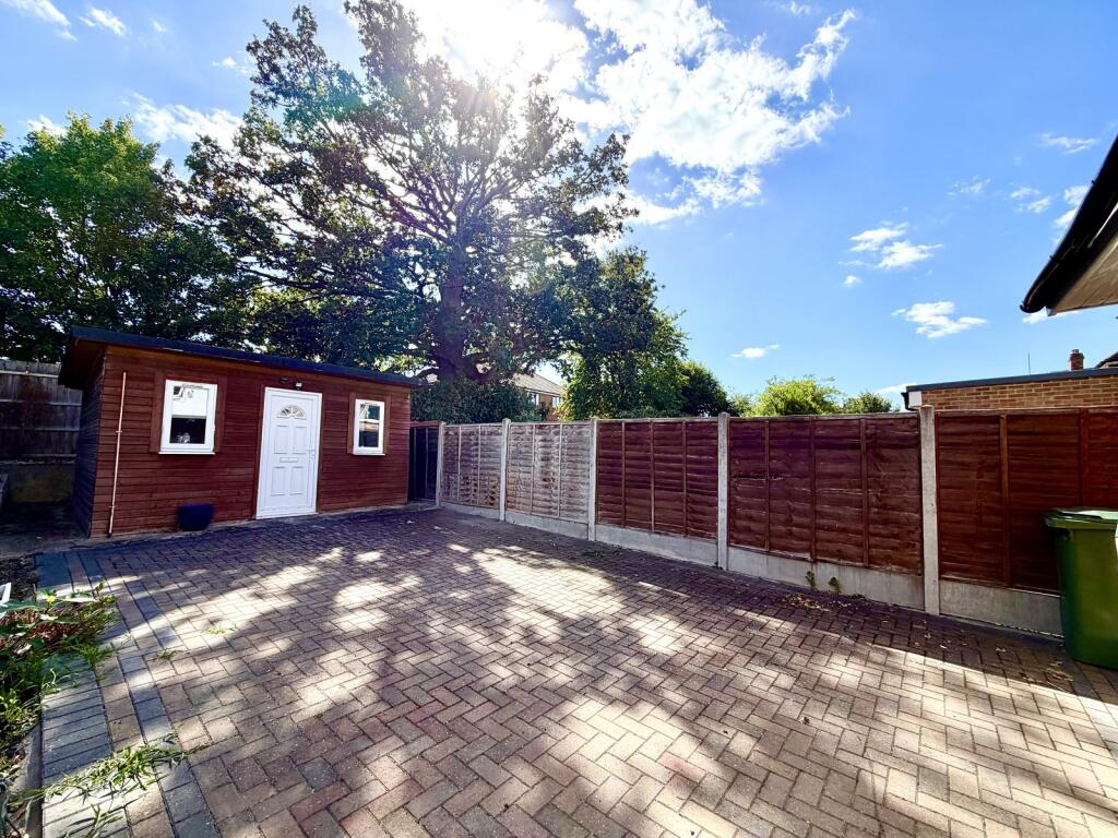 House in Kingston upon Thames - View 5