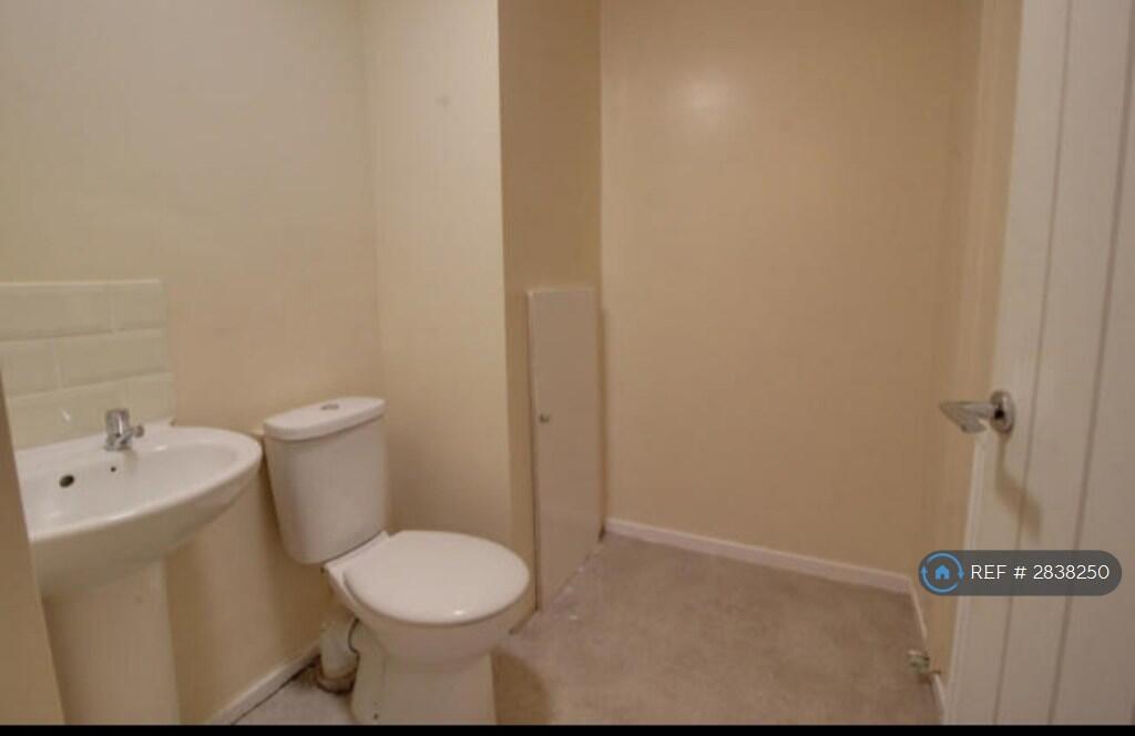 Apartment in Birmingham - View 3