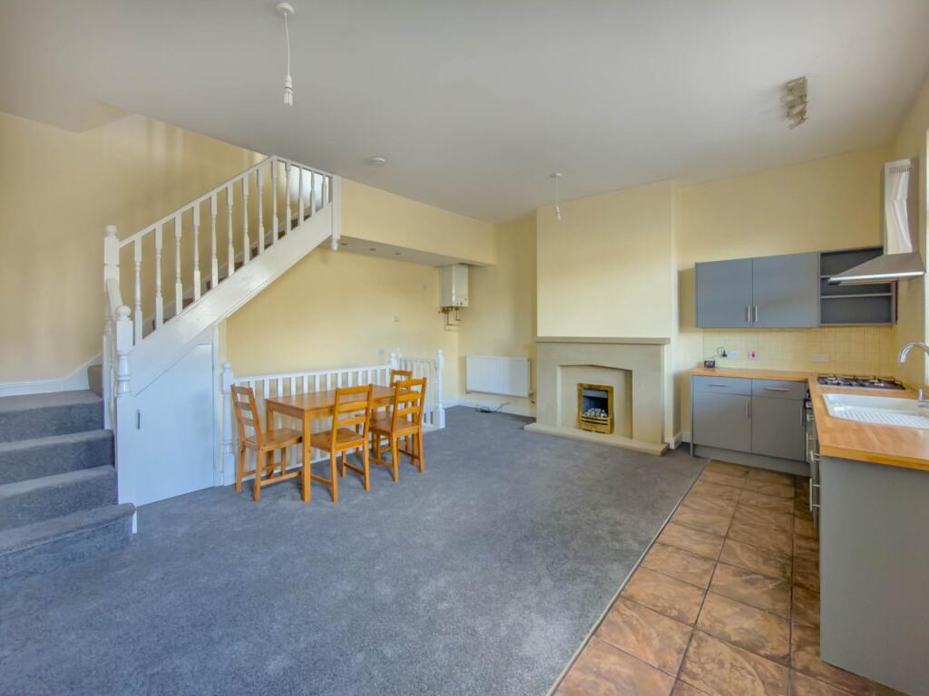 House in Kirklees, West Yorkshire - View 2
