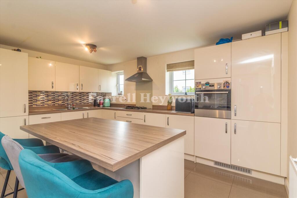 4-bed house on Scotsman Avenue, Preston, £325,000