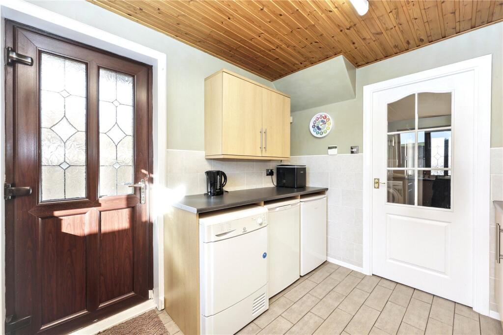 House in Rosyth, Fife - More
