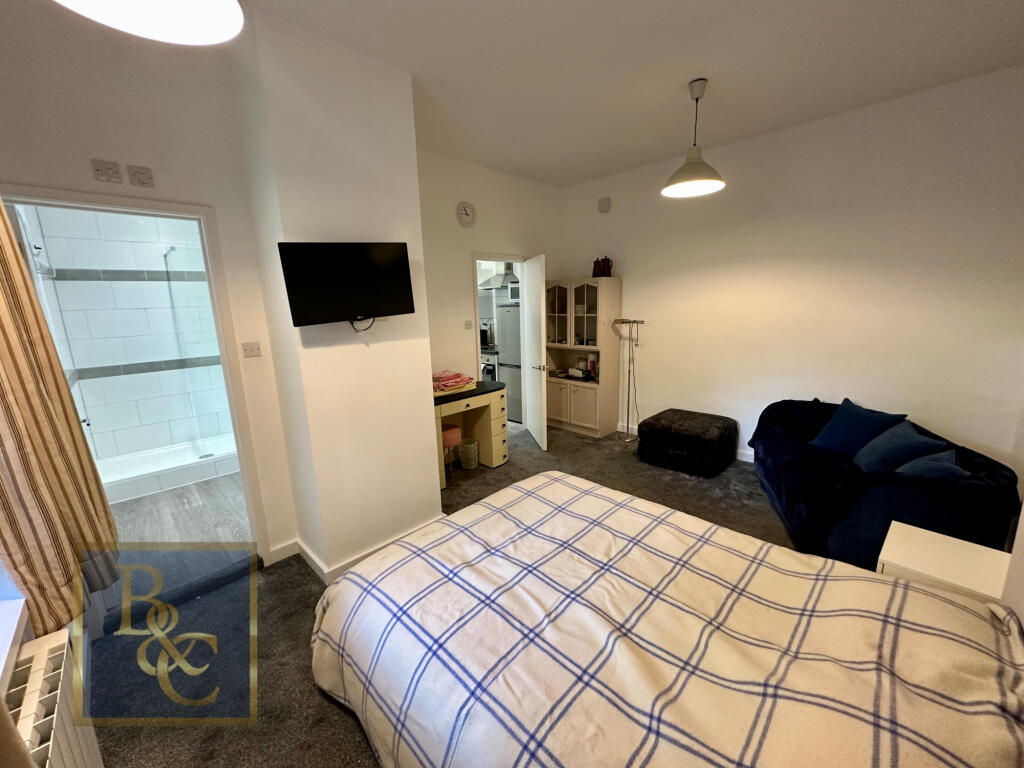 Apartment in London - View 5