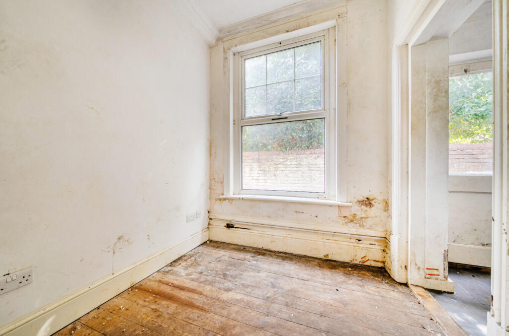 Apartment in Worthing, West Worthing - View 5