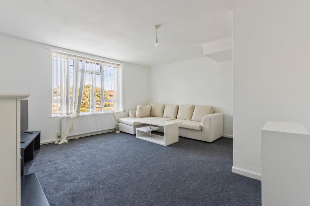 Main image of property: Queensway, Gainsborough, DN21