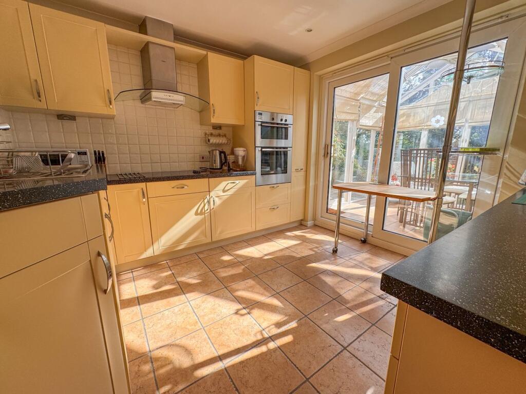 House in Bournemouth, Colehill - View 5