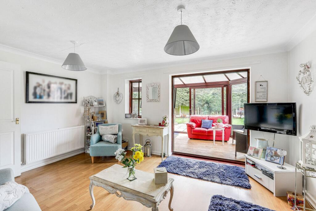 House in Ashfield, Kirkby-in-Ashfield, Sutton-in-Ashfield - More