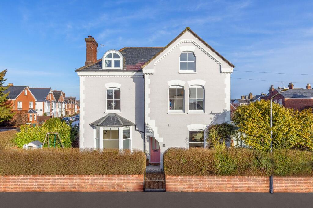 Main image of property: Holden Park Road, Tunbridge Wells, TN4