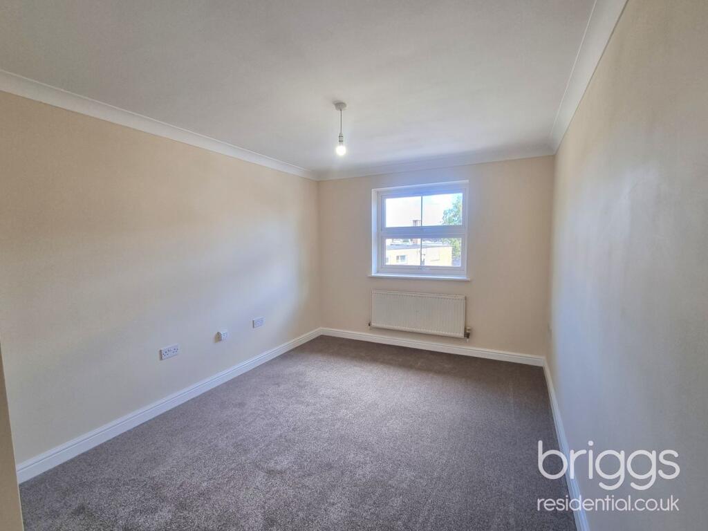 Apartment in Market Deeping, Market Place - View 4