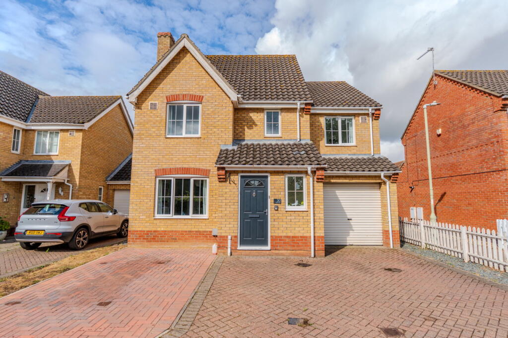 Main image of property: Mast Close, Carlton Colville, Lowestoft, NR33 8GU