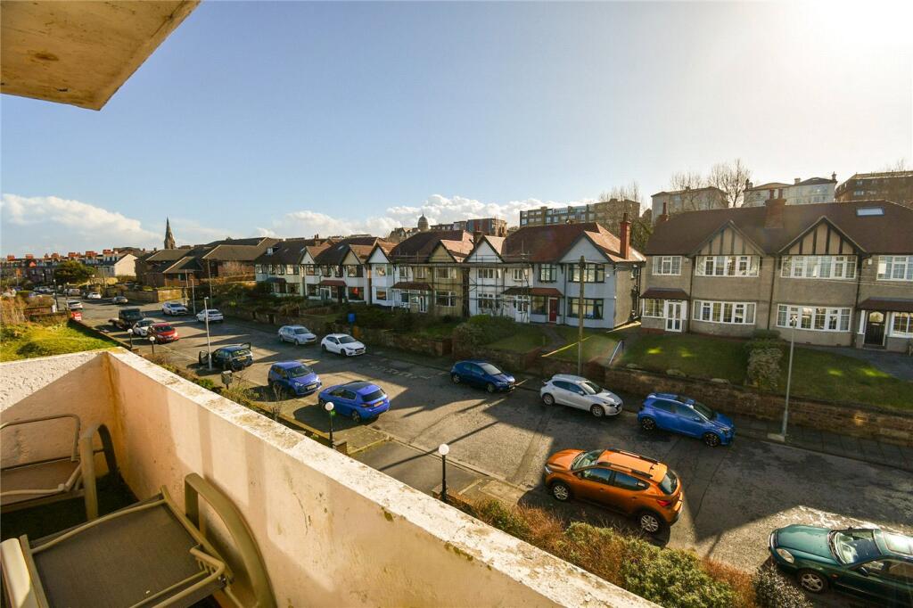 Apartment in Wirral, Liverpool City Region - More