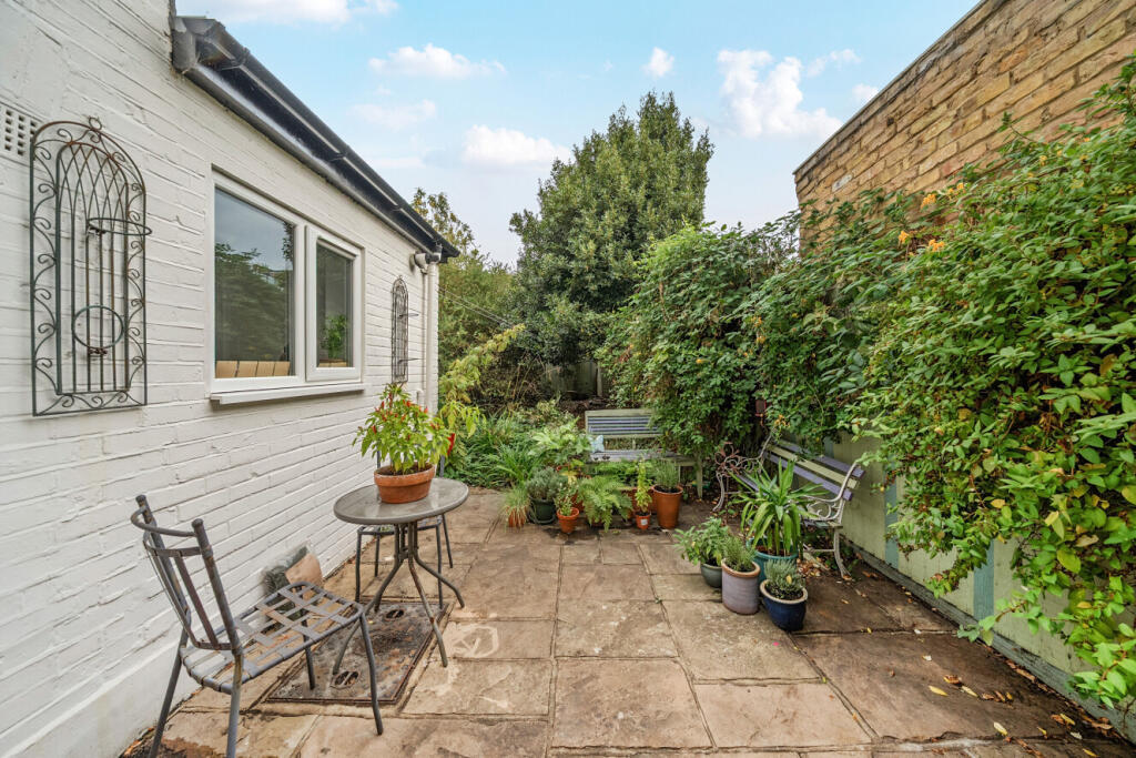 House in London - View 4