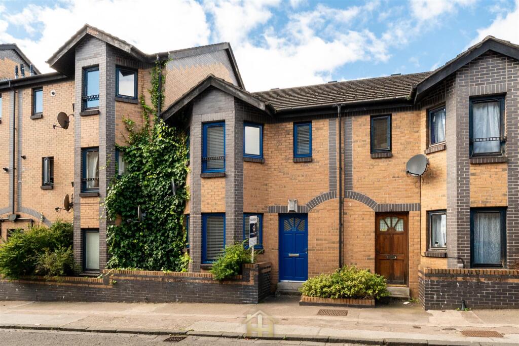Main image of property: st james court/Arklay street, dundee