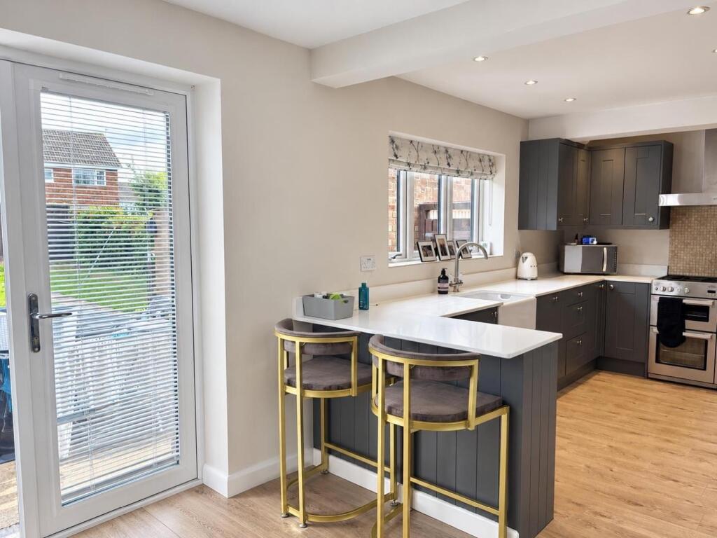 House in Wellingborough, Hatton Park - View 3