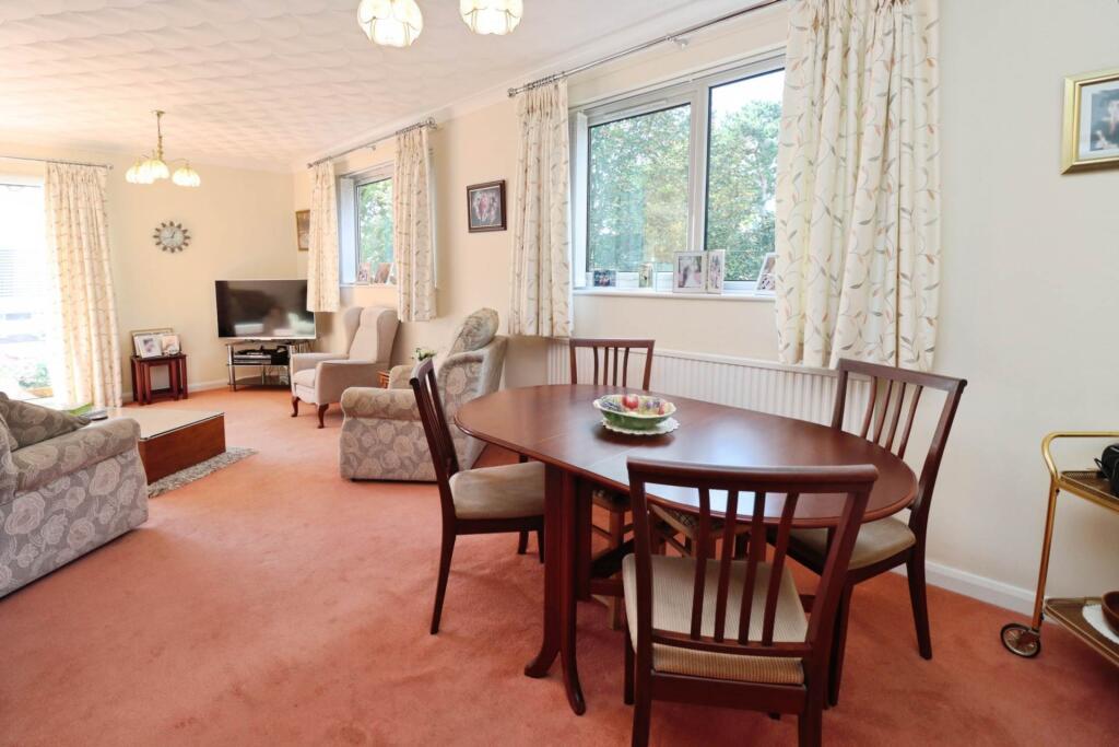 Apartment in Wirral, Liverpool City Region - More